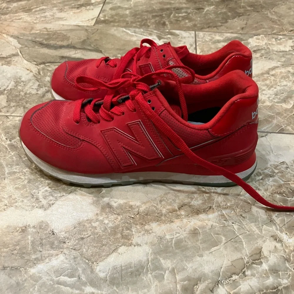 New Balance 574 Shoes Mens 9 Perforated Leather Mercury Red Sneakers ML574PR